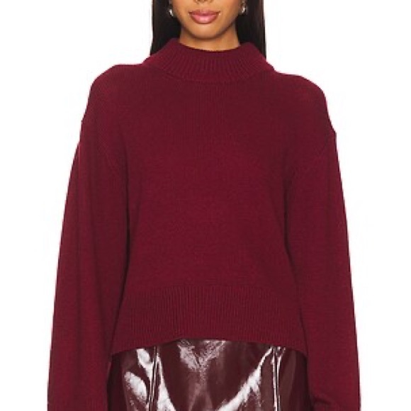 REVOLVE Sweaters - NWT Revolve NIA YVONNE SWEATER XS